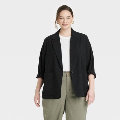 Women's Relaxed Fit Essential Blazer